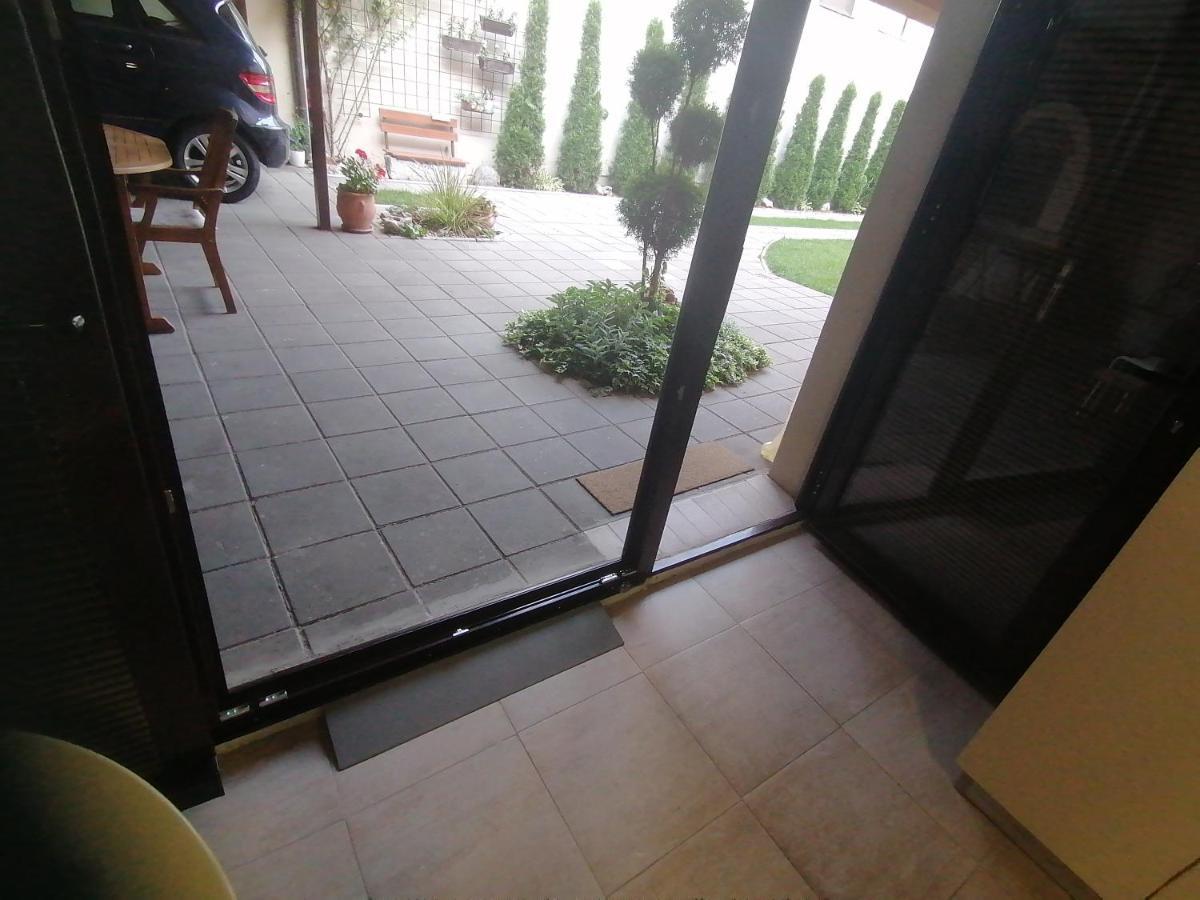 Apartments Sofija Nis Luaran gambar