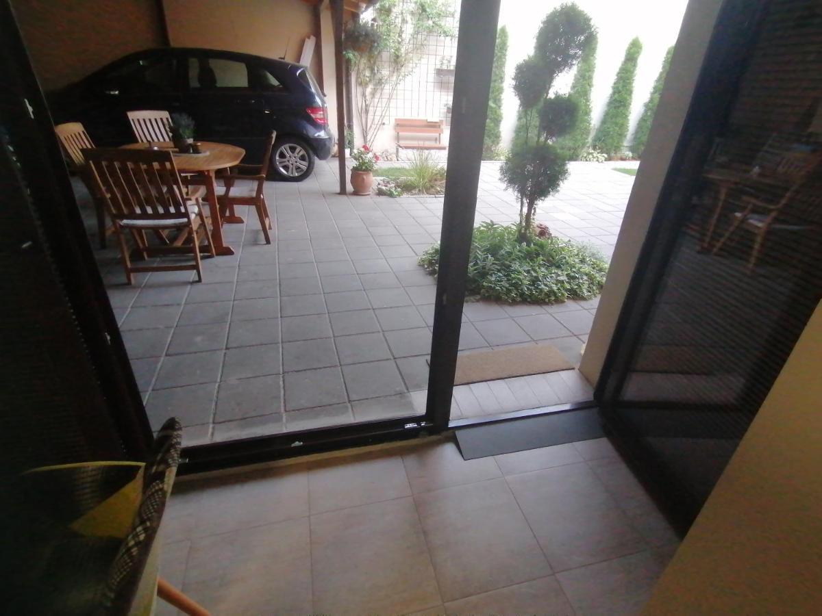 Apartments Sofija Nis Luaran gambar