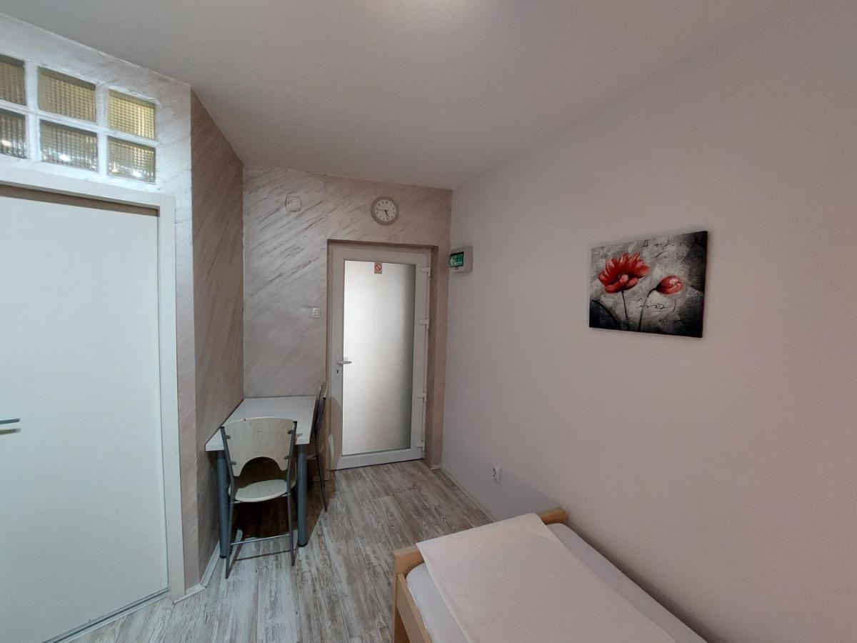 Apartments Sofija Nis Luaran gambar